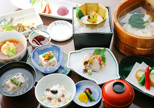 とうふ料理 豆水楼 祇園店