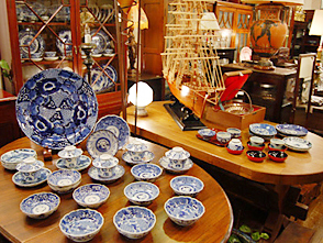 antique blue ParrotⅡ